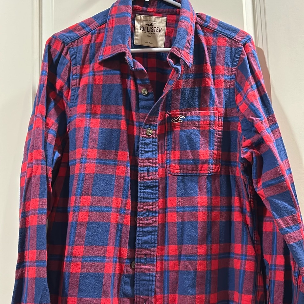 Hollister mens Flannel Plaid Button Down long sleeves Shirt size L red blue
